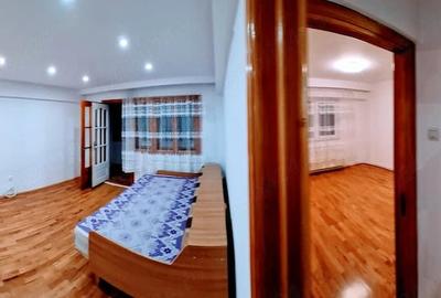 Apartament cu 3 camere decomandat în Fălticeni
