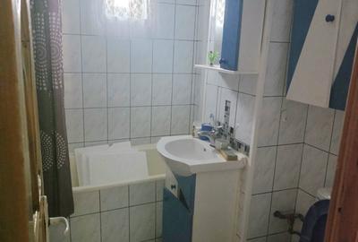 Apartament cu 2 camere decomandat în Poarta 6