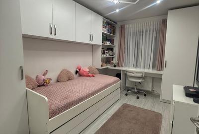 Apartament cu 3 camere decomandat, mobilat în Central - 2