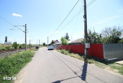 Casă cu 3 camere cu Teren 999 Mp în Siret