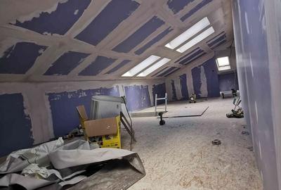 Casă cu 3 camere cu Teren 372 Mp în Central - 14
