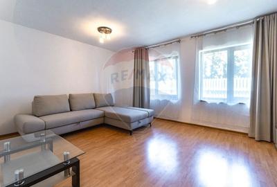Apartament cu 2 camere decomandat în Tractorul - 16
