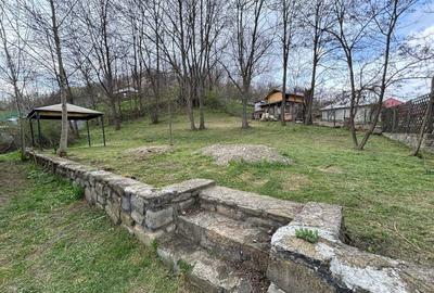 Casă cu 2 camere în Aluniș - 4