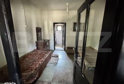 Casă cu 4 camere în Dămieni