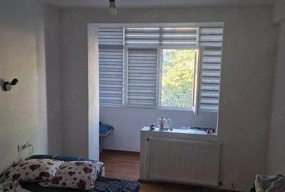 Apartament cu 3 camere decomandat în Central - 4