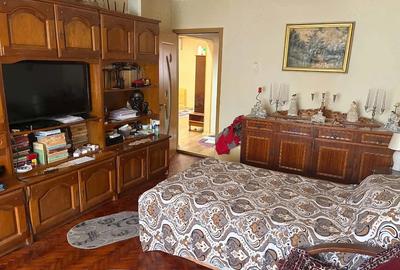 Apartament cu 3 camere decomandat în Ultracentral