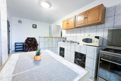 Apartament cu 2 camere decomandat în Mioriței