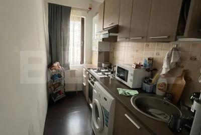 Apartament cu 2 camere semidecomandat, mobilat în Central