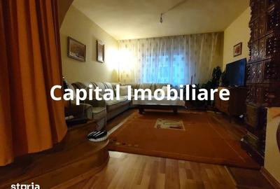 Casă cu 7 camere cu Teren 552 Mp în Sânmartin