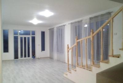 Casă cu 5 camere cu Teren 1446 Mp în Macea - 8