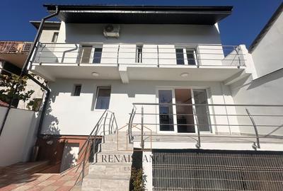 Casă individuală cu 6 camere cu Piscina în Lipovei - 3