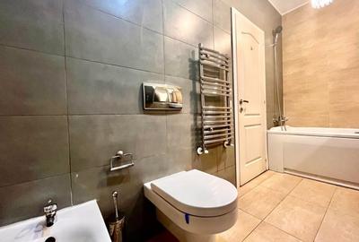 Apartament cu 2 camere semidecomandat în Universitate