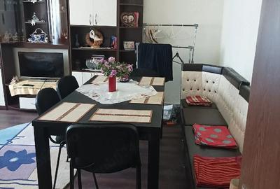 Apartament cu 3 camere decomandat în Sud - 2