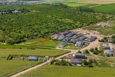 Teren Construcții intravilan de 500 mp, în Holboca