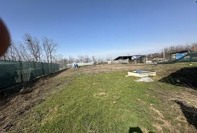 Casă cu 5 camere cu Teren 2000 Mp în Central