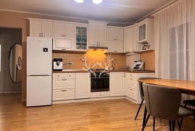 Apartament cu 3 camere semidecomandat în Mănăștur