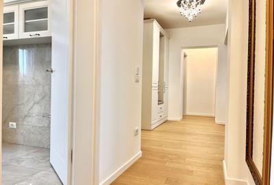 Apartament cu 4 camere în Centrul Civic