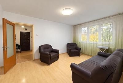 Apartament cu 3 camere semidecomandat în Drumul Taberei