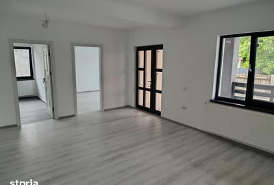 Casă cu 5 camere cu Teren 550 Mp în Braniștea - 2