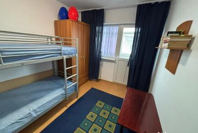 Apartament cu 4 camere decomandat în Central - 1