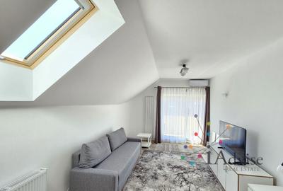 Apartament cu 2 camere decomandat în Tractorul
