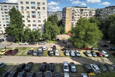 Apartament cu 3 camere semidecomandat în Berceni - 5