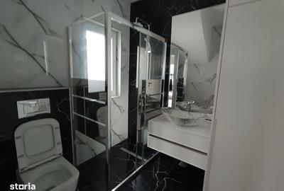 Casă cu 4 camere cu Teren 400 Mp în Valea Lupului