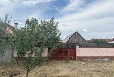 Casă cu 3 camere cu Teren 563 Mp în Caporal Alexa