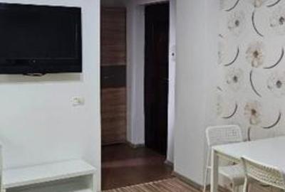 Garsonieră decomandată în Central - 7