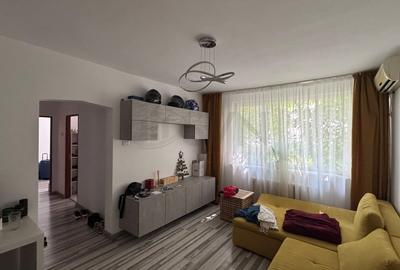Apartament cu 3 camere decomandat, mobilat în 1 Mai - 2