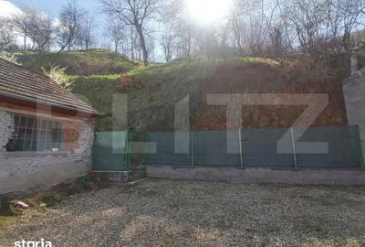Casă cu 3 camere cu Teren 2000 Mp în Central - 6