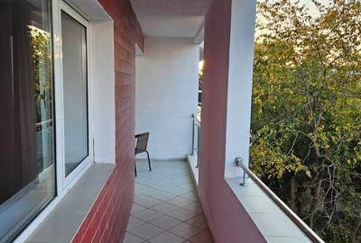 Apartament cu 3 camere decomandat în Pajura - 4