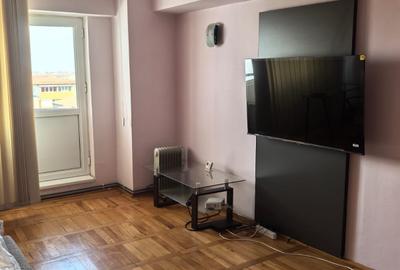 Garsonieră decomandată, mobilată în Spitalul Județean - 2