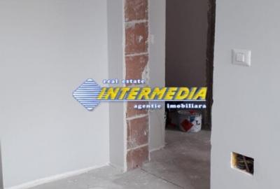 Casă individuală cu 4 camere cu Canalizare în Cetate - 3