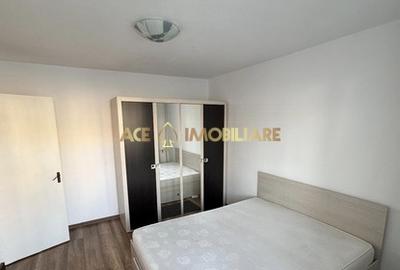 Apartament cu 3 camere decomandat, mobilat în Păcii