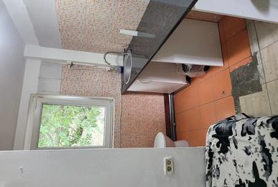Garsonieră nedecomandată în Central - 1