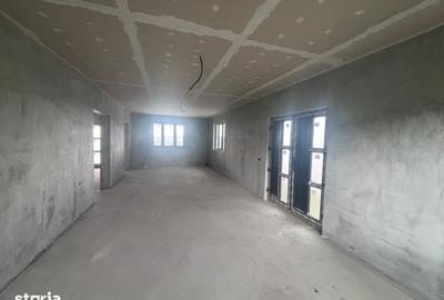 Casă cu 4 camere decomandat cu Teren 500 Mp în Sâncraiu de Mureș