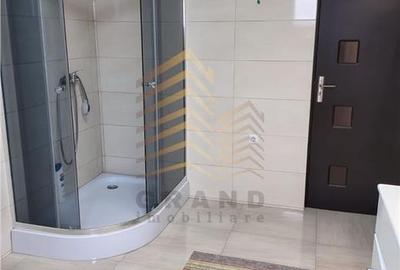 Casă cu 4 camere cu Teren 3.5 Mp în Central - 5