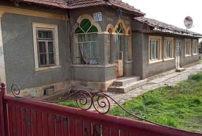 Casă cu 5 camere cu Teren 3330 Mp în Caracal - 9