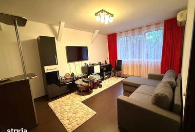 Apartament cu 3 camere decomandat în Titan - 2