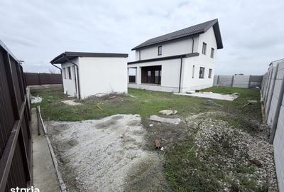 Casă cu 5 camere cu Teren 492 Mp în Glina - 4