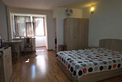 Garsonieră semidecomandată în Craiovei - 2