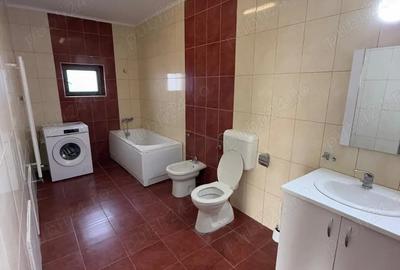 Casă cu 5 camere cu Teren 500 Mp în Episcopia Bihorului - 15