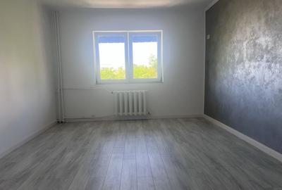 Garsonieră în CET - 8
