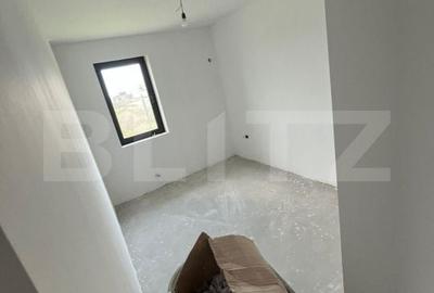 Casă cu 3 camere în Vânători