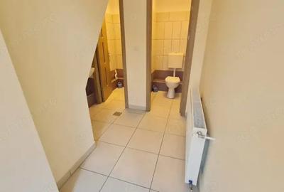 Spațiu comercial, de 110 mp, în Central