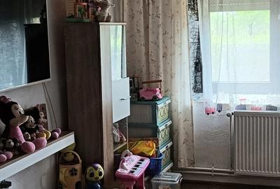 Casă cu 3 camere cu Teren 1129 Mp în Central
