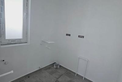Casă cu 4 camere cu Teren 100 Mp în Berceni