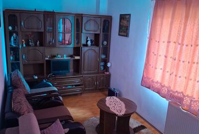 Apartament cu 3 camere decomandat în Terezian - 3