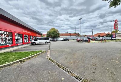 Spațiu comercial, de 910 mp, în Filipeștii de Pădure